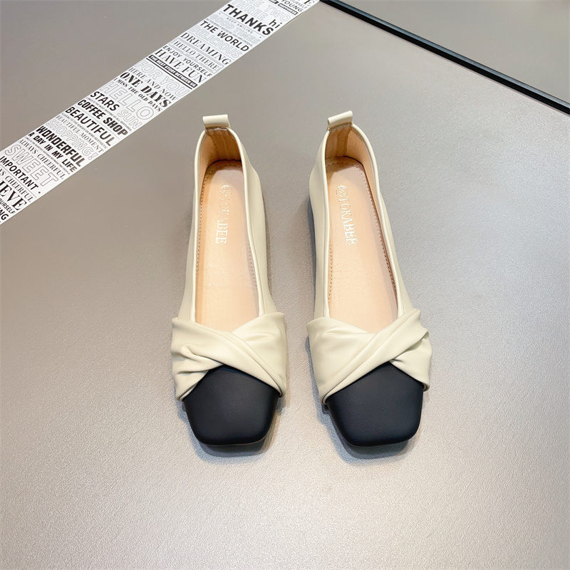 รองเท้าคัทชูผู้หญิงส้นเตี้ย ใส่สบาย มีขนาด35-40