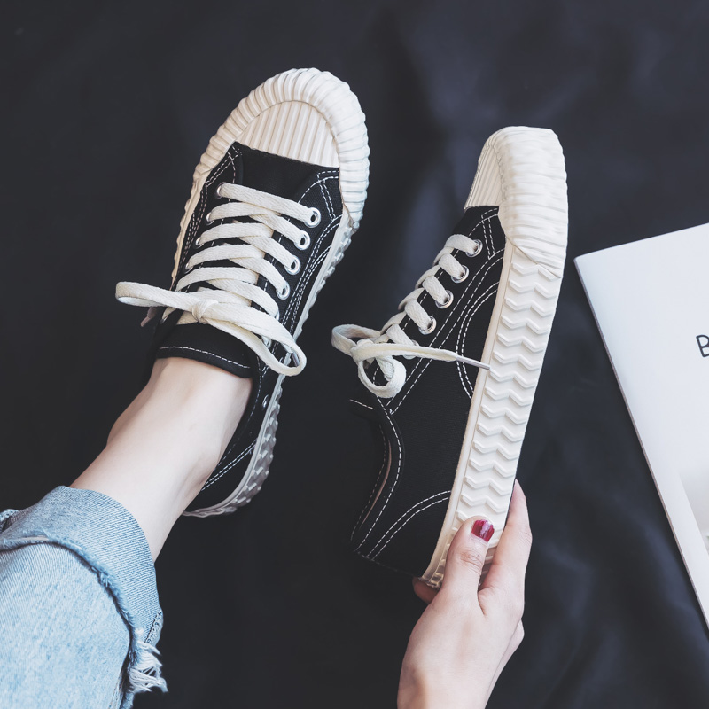 รองเท้าผ้าใบผู้หญิง ใส่สบาย รองเท้าผ้าใบใส่เที่ยวผู้หญิง มีSIZE 35 36 37 38 39 40