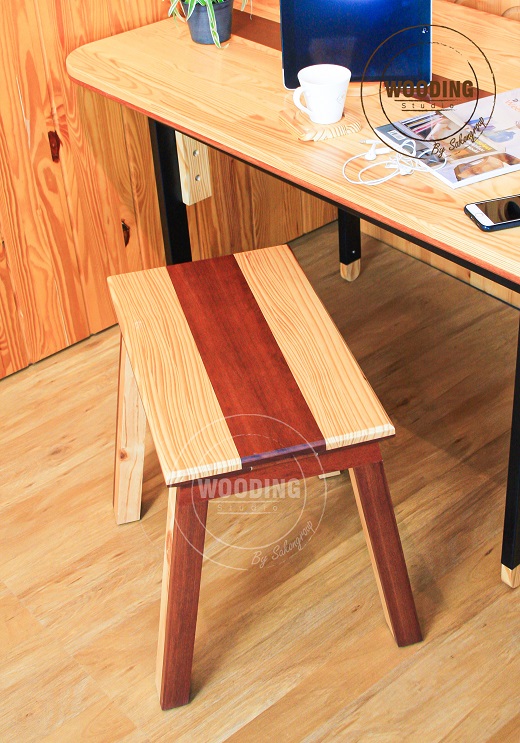 เก้าอี้ทรงA