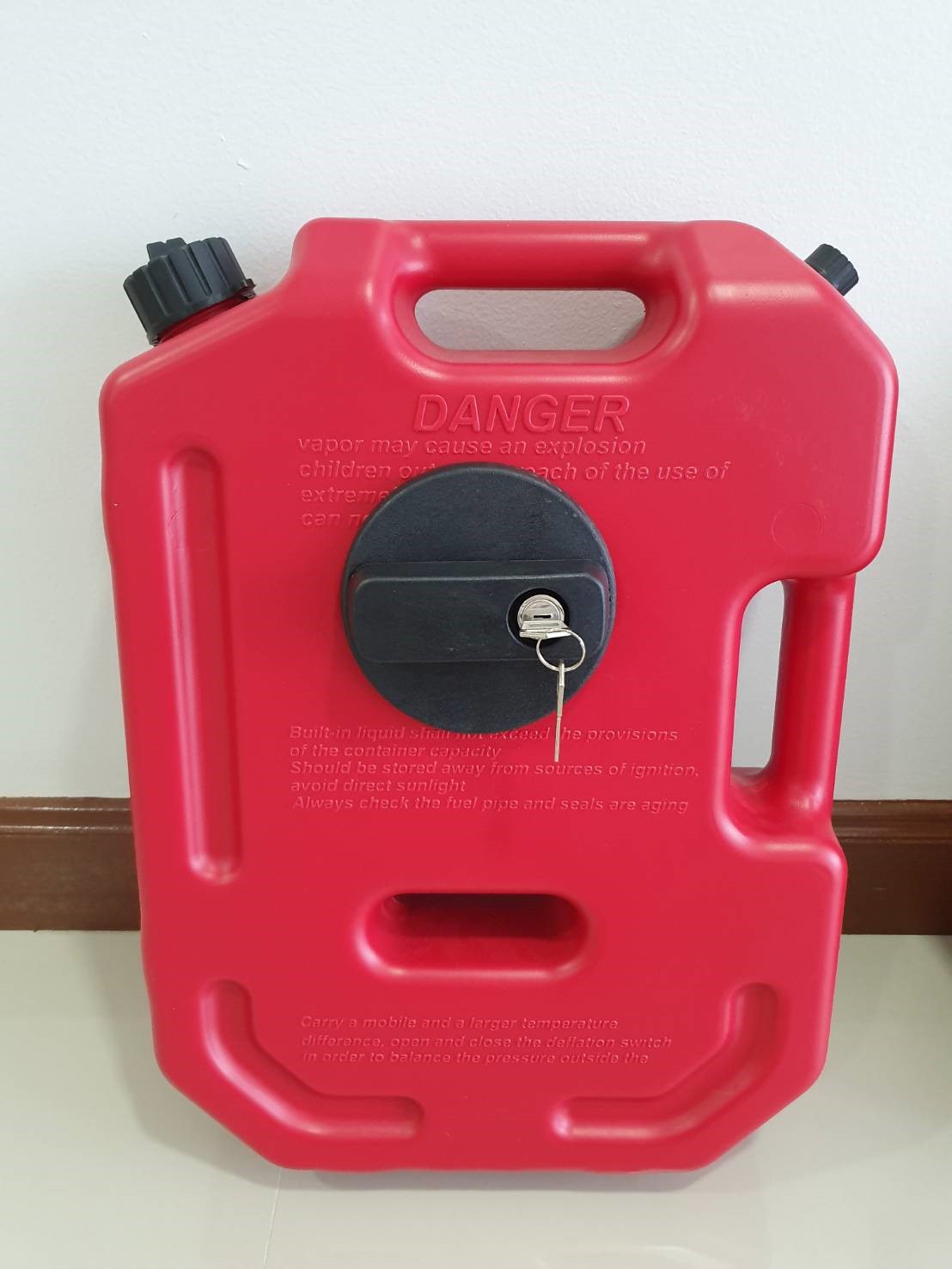 ถังน้ำมันสำรอง 10 ลิตร