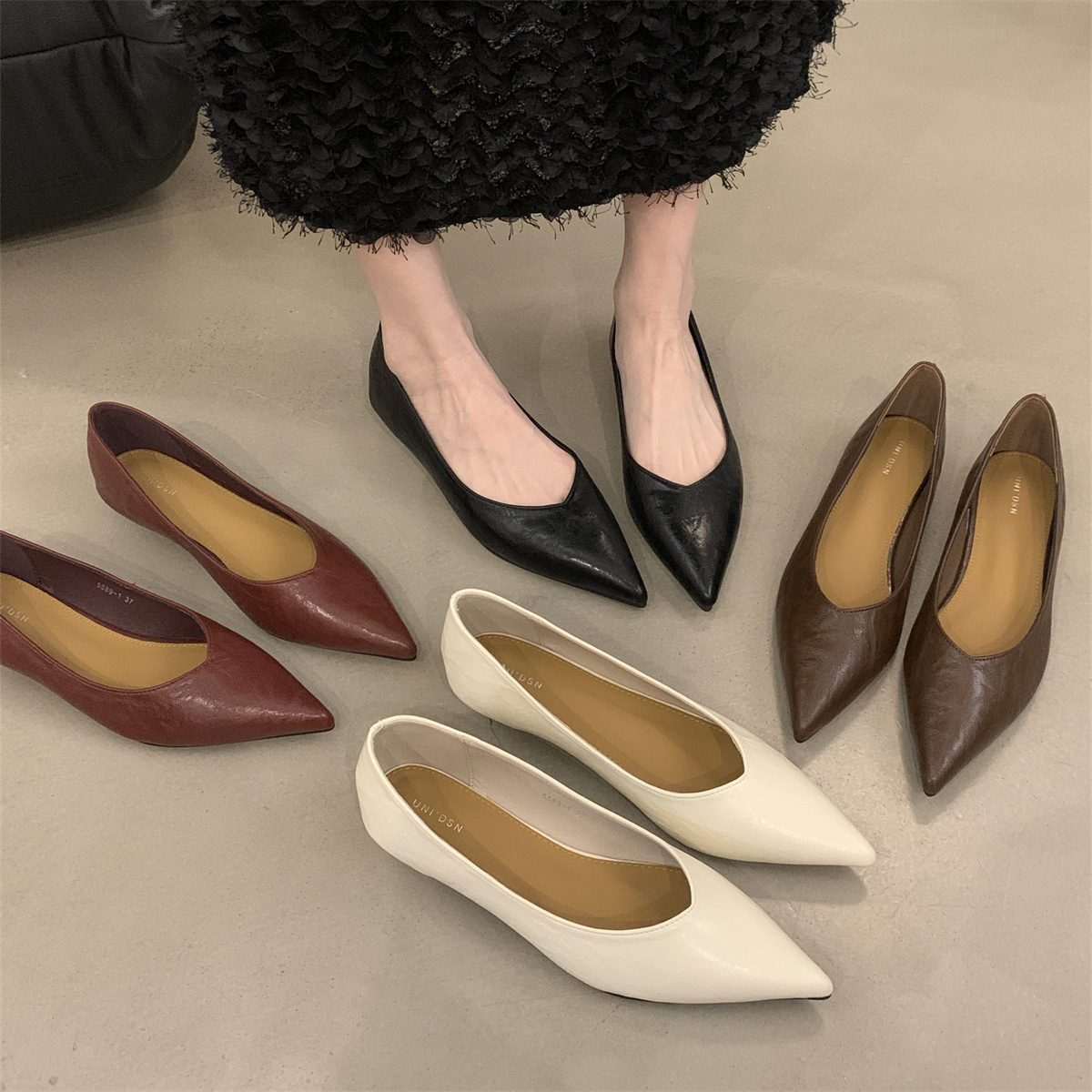 รองเท้าคัทชูผู้หญิงส้นเตี้ย ใส่สบาย มีขนาด35-43