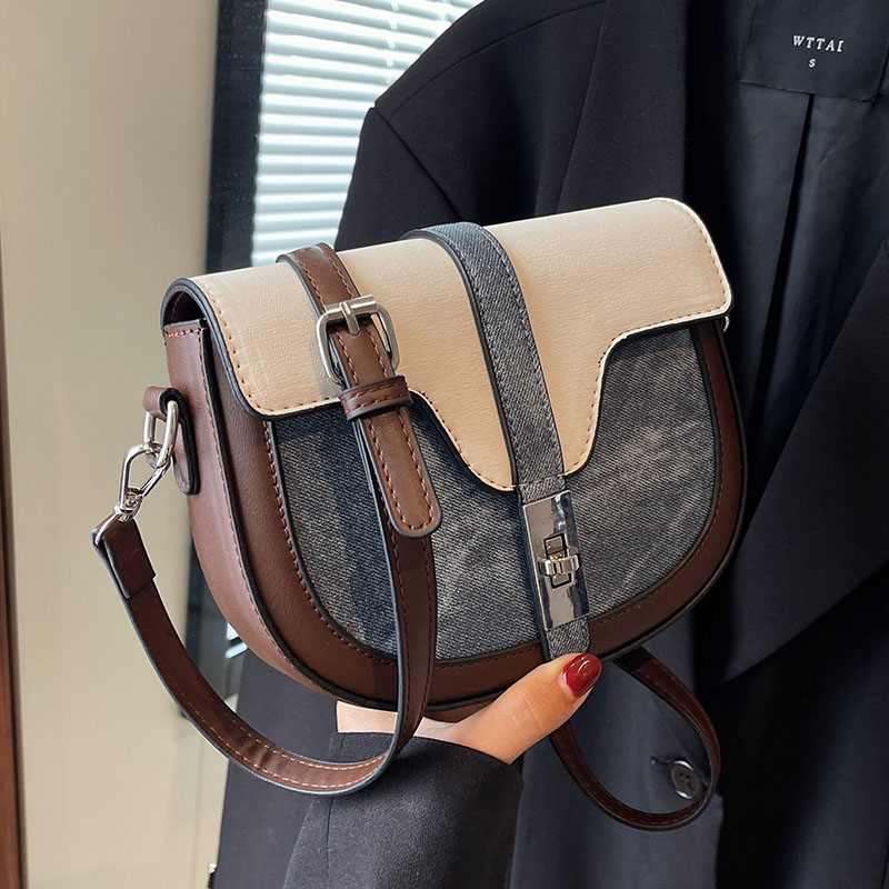 กระเป๋าผู้หญิงสวยๆ กระเป๋าสะพายข้างผู้หญิง กระเป๋าแบรนด์COOL BAG