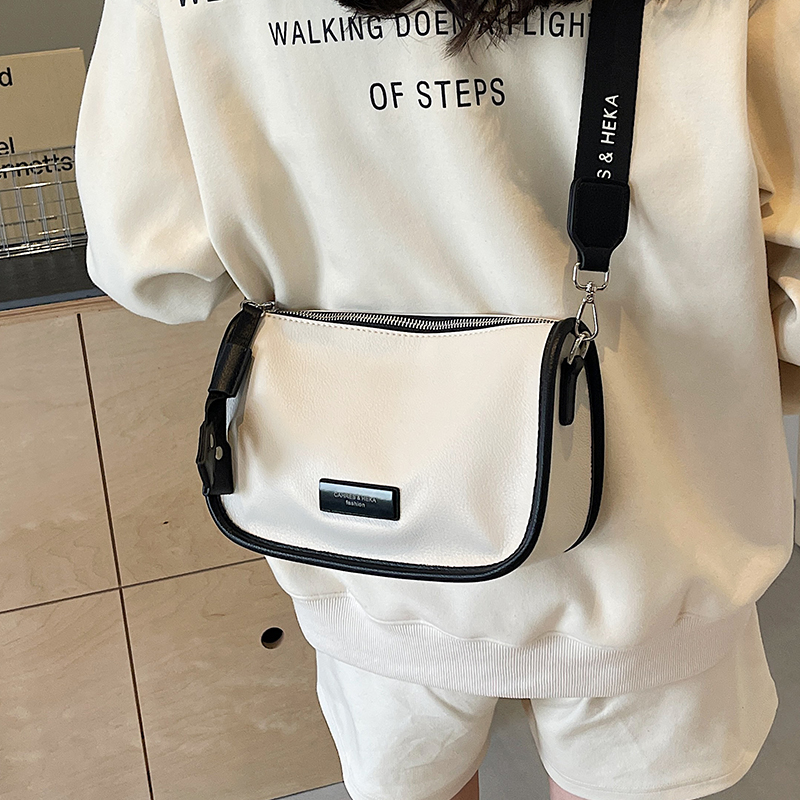 กระเป๋าผู้หญิงสวยๆ กระเป๋าสะพายข้างผู้หญิง กระเป๋าแบรนด์COOL BAG