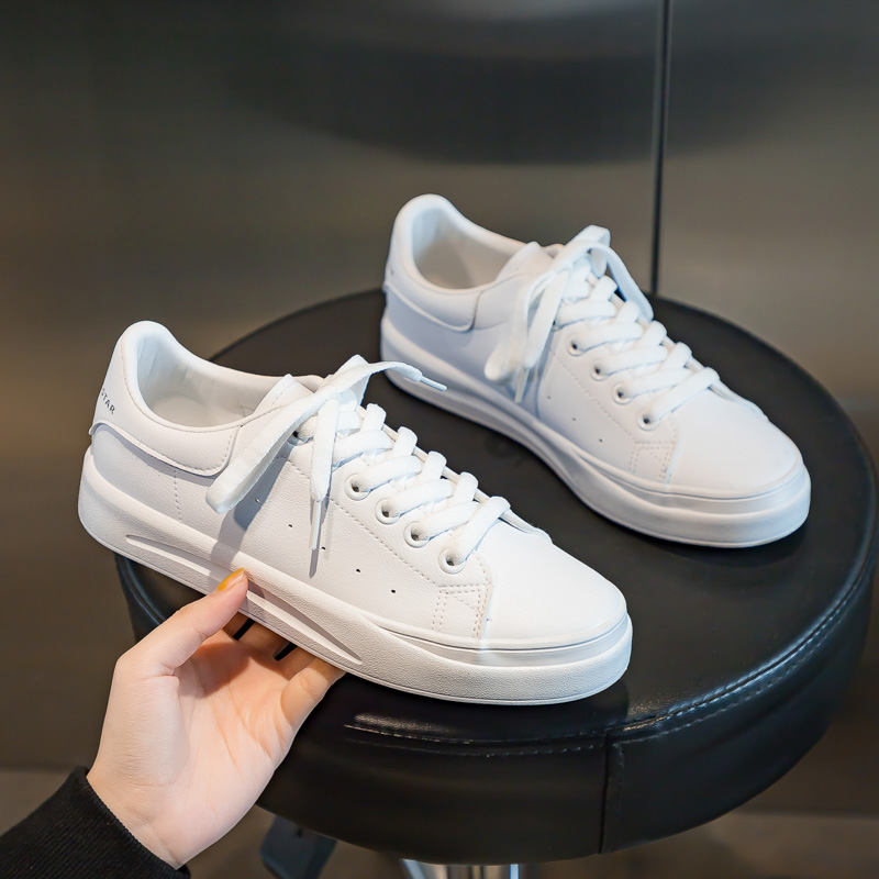 รองเท้าผ้าใบผู้หญิง ใส่สบาย รองเท้าผ้าใบใส่เที่ยวผู้หญิง มีSIZE 35 36 37 38 39 40