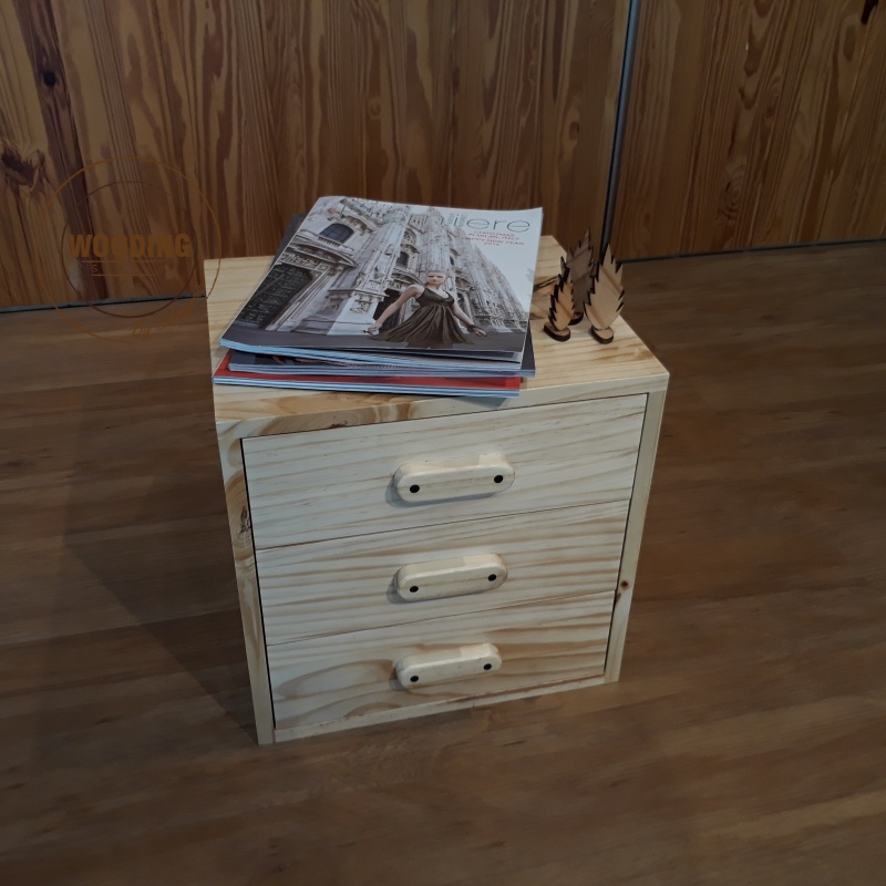 กล่องไม้สน 3 ลิ้นชัก(J035)