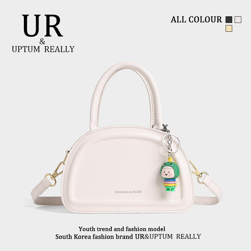 กระเป๋าผู้หญิงสวยๆ กระเป๋าสะพายข้างผู้หญิง กระเป๋าแบรนด์ BEAR BAG กระเป๋าหมีสุดคิ้ว!