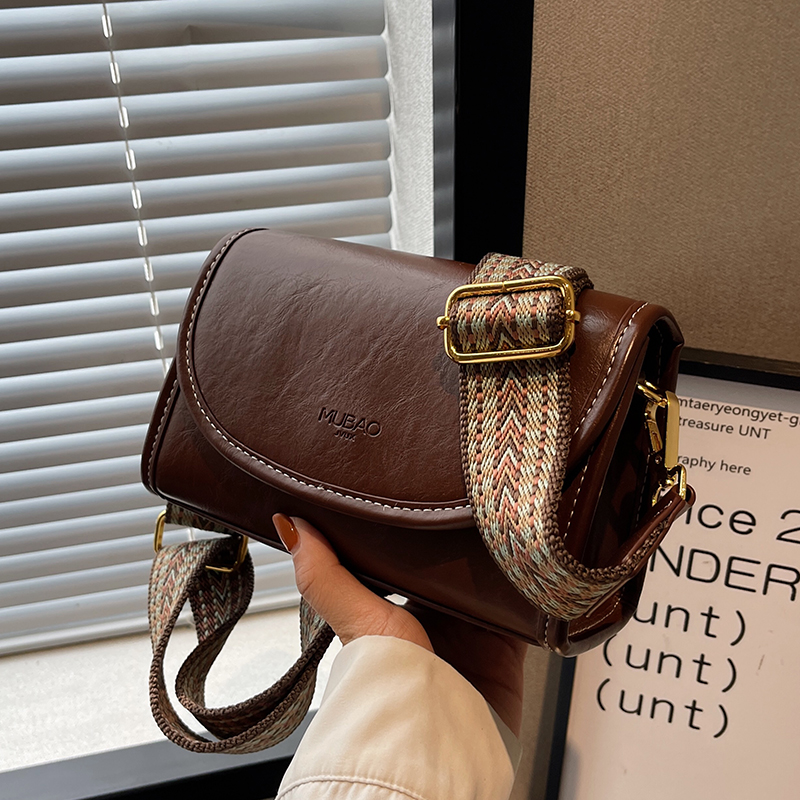 กระเป๋าผู้หญิงสวยๆ กระเป๋าสะพายข้างผู้หญิง กระเป๋าแบรนด์COOL BAG