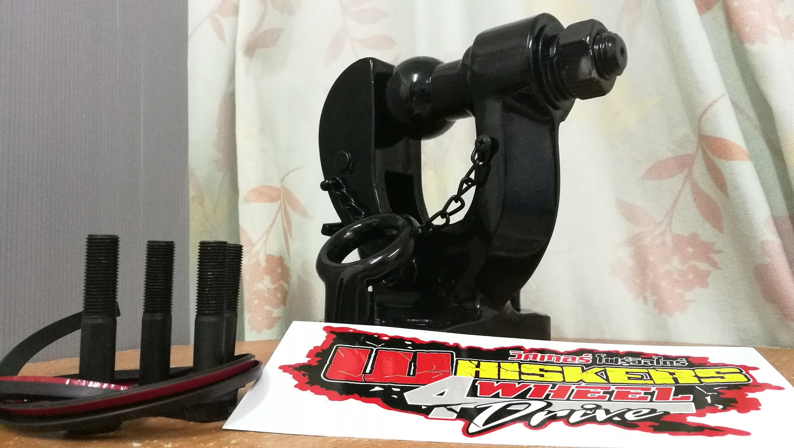 หัวลากปากนกแก้ว 8 ตัน VX80 ตัวใหญ่ ตัวใหญ่สำหรับ VX80 สีดำ พร้อมหูเซฟตี้ 2 ด้าน