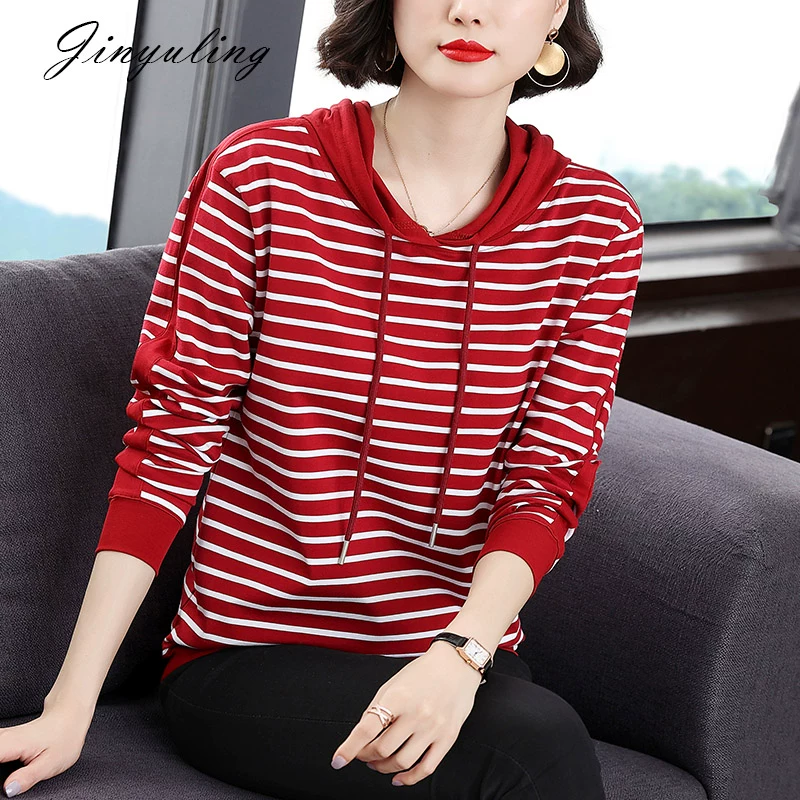 เสื้อยืดแขนยาว มีฮู้ด มีขนาด S M L XL สนใจทักแชท