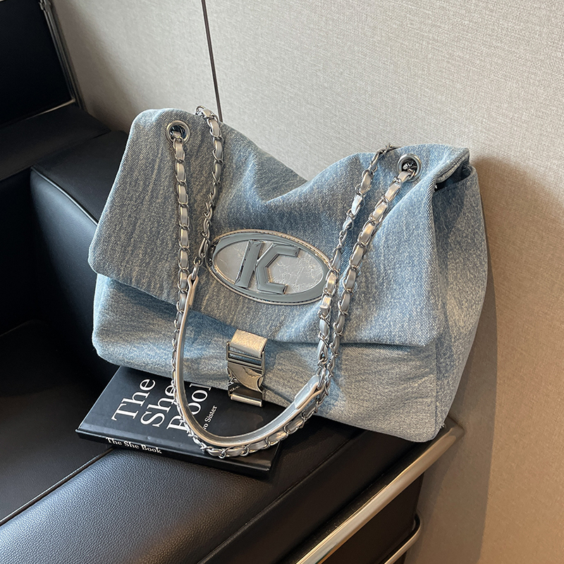 กระเป๋าผู้หญิงสวยๆ กระเป๋าสะพายข้างผู้หญิง กระเป๋าแบรนด์COOL BAG