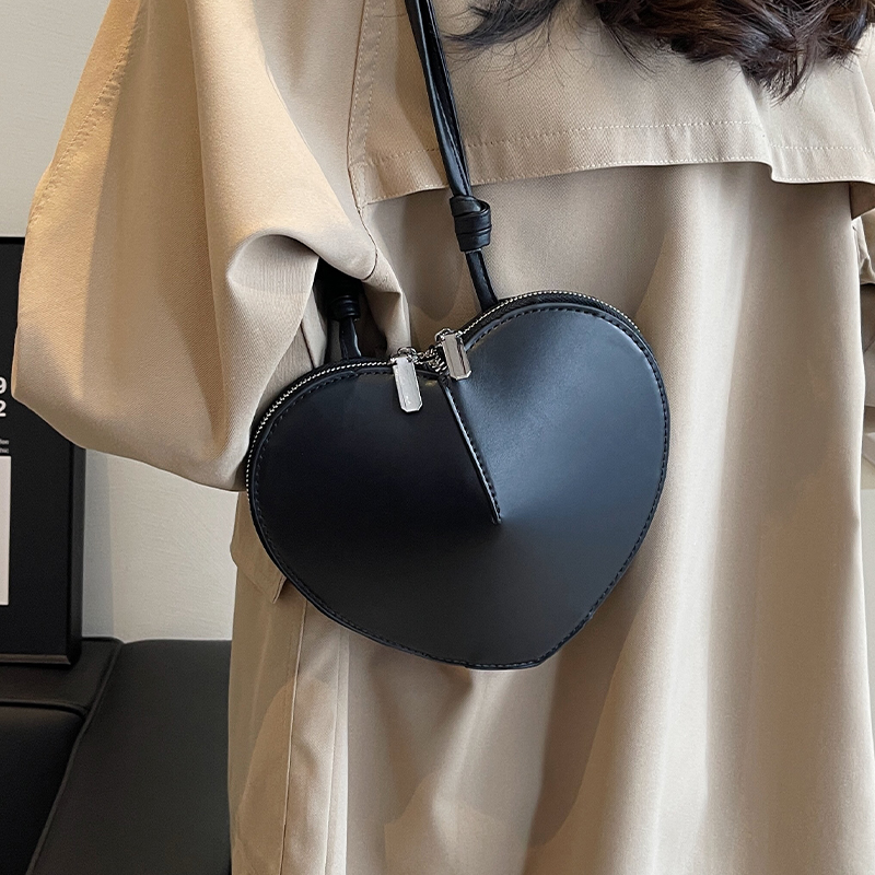 กระเป๋าผู้หญิงสวยๆ กระเป๋าสะพายข้างผู้หญิง กระเป๋าแบรนด์COOL BAG