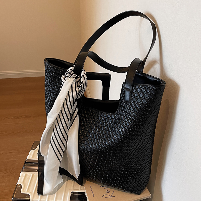 กระเป๋าผู้หญิงสวยๆ กระเป๋าสะพายข้างผู้หญิง กระเป๋าแบรนด์COOL BAG