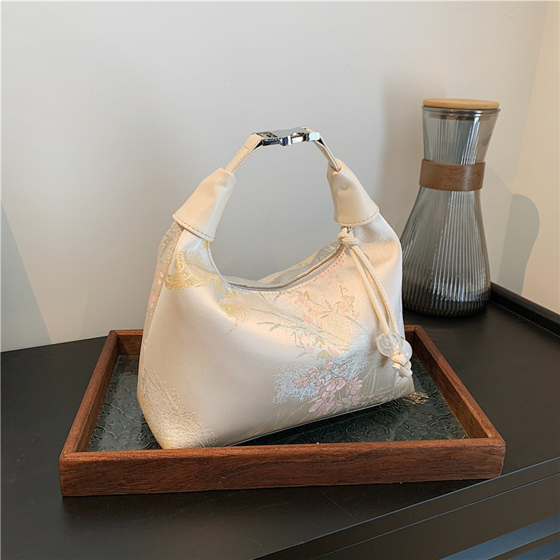 กระเป๋าผู้หญิงสวยๆ กระเป๋าสะพายข้างผู้หญิง กระเป๋าแบรนด์COOL BAG