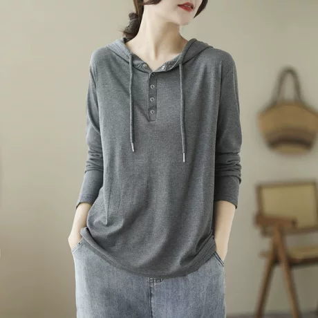 เสื้อยืดแขนยาว มีฮู้ด มีขนาด S M L XL สนใจทักแชท