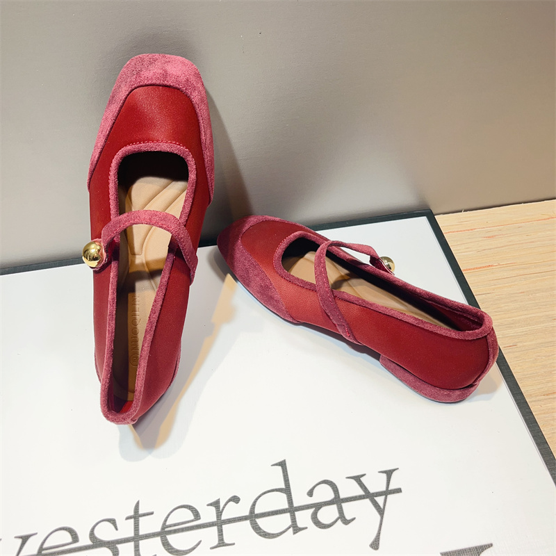 รองเท้าคัทชูผู้หญิงส้นเตี้ย ใส่สบาย มีขนาด35-40