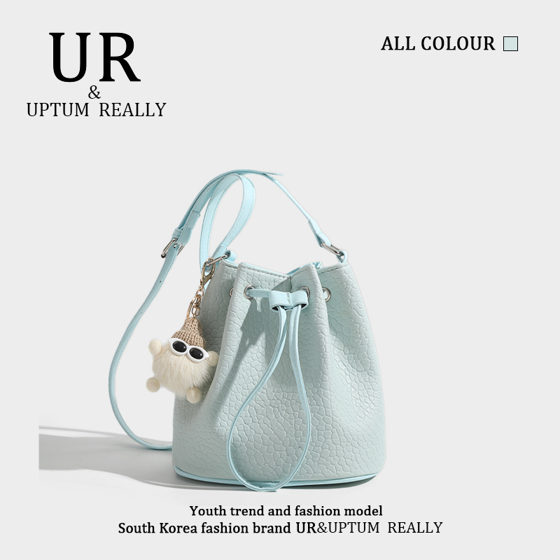 กระเป๋าผู้หญิงสวยๆ กระเป๋าสะพายข้างผู้หญิง กระเป๋าแบรนด์ BEAR BAG กระเป๋าหมีสุดคิ้ว!