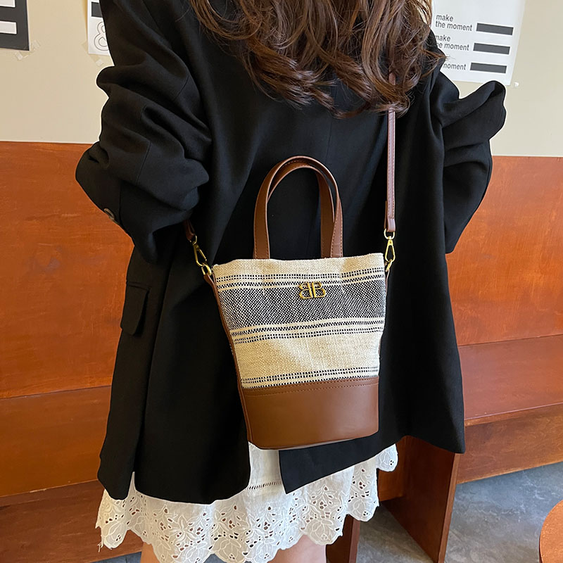 กระเป๋าผู้หญิงสวยๆ กระเป๋าสะพายข้างผู้หญิง กระเป๋าแบรนด์COOL BAG