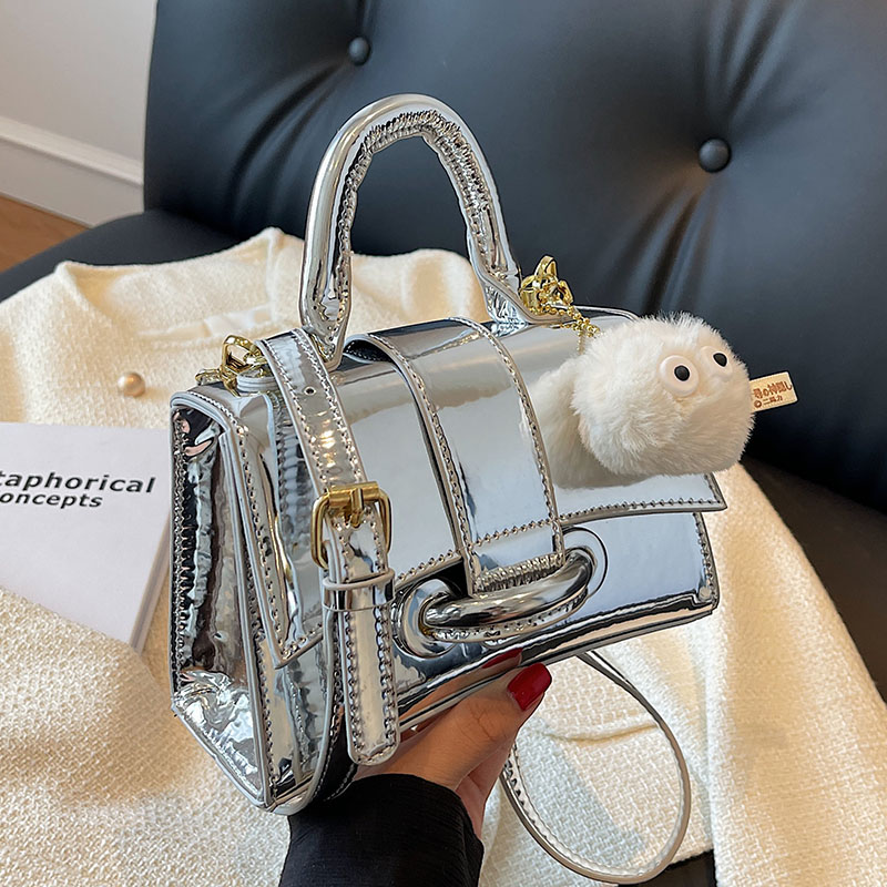 กระเป๋าผู้หญิงสวยๆ กระเป๋าสะพายข้างผู้หญิง กระเป๋าแบรนด์COOL BAG