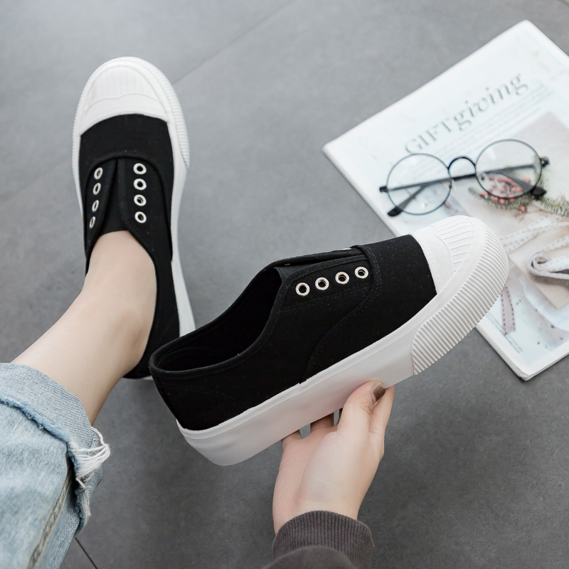รองเท้าผ้าใบผู้หญิง ใส่สบาย รองเท้าผ้าใบใส่เที่ยวผู้หญิง มีSIZE 35 36 37 38 39 40