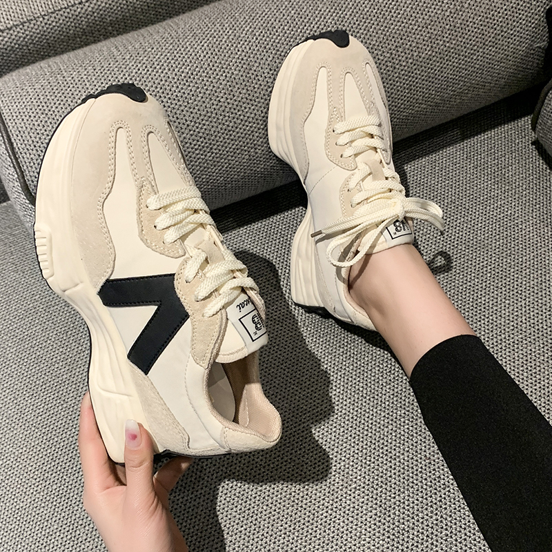 รองเท้าผ้าใบผู้หญิง ใส่สบาย รองเท้าผ้าใบใส่เที่ยวผู้หญิง มีSIZE 35 36 37 38 39 40