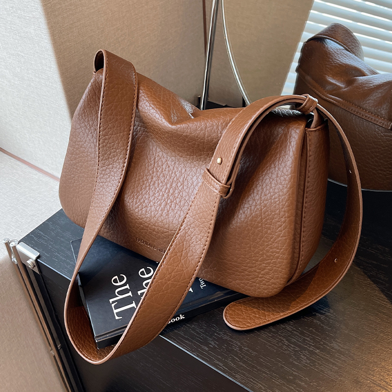 กระเป๋าผู้หญิงสวยๆ กระเป๋าสะพายข้างผู้หญิง กระเป๋าแบรนด์COOL BAG