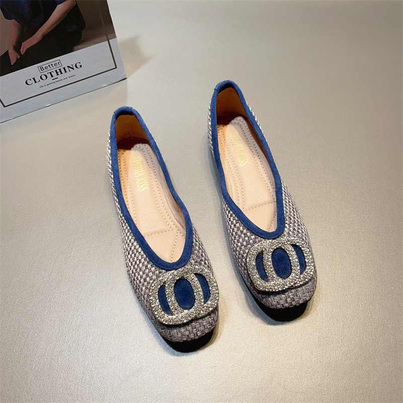 รองเท้าคัทชูผู้หญิงส้นเตี้ย ใส่สบาย มีขนาด35-40