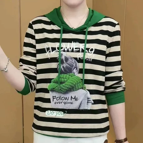 เสื้อยืดแขนยาว มีฮู้ด มีขนาด S M L XL สนใจทักแชท