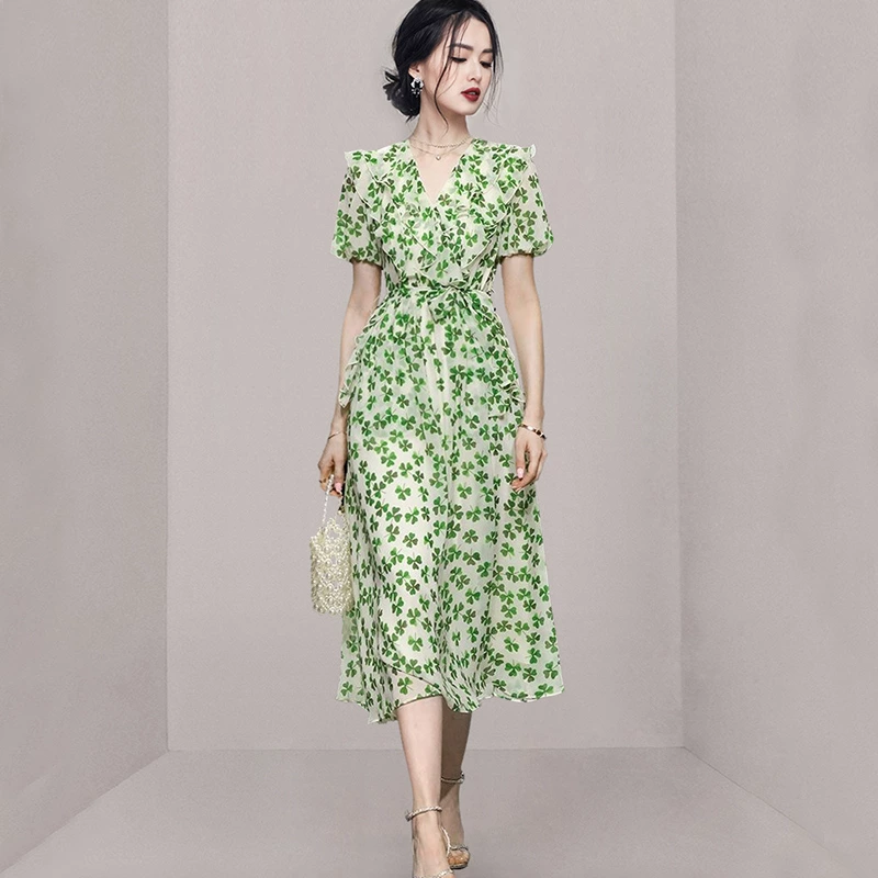 ชุดเดรสยาวสวยๆ ชุดกระโปรงยาว ชุดเดรสยาว ชุดแซกยาว มีขนาด S M L XL สนใจทักแชท