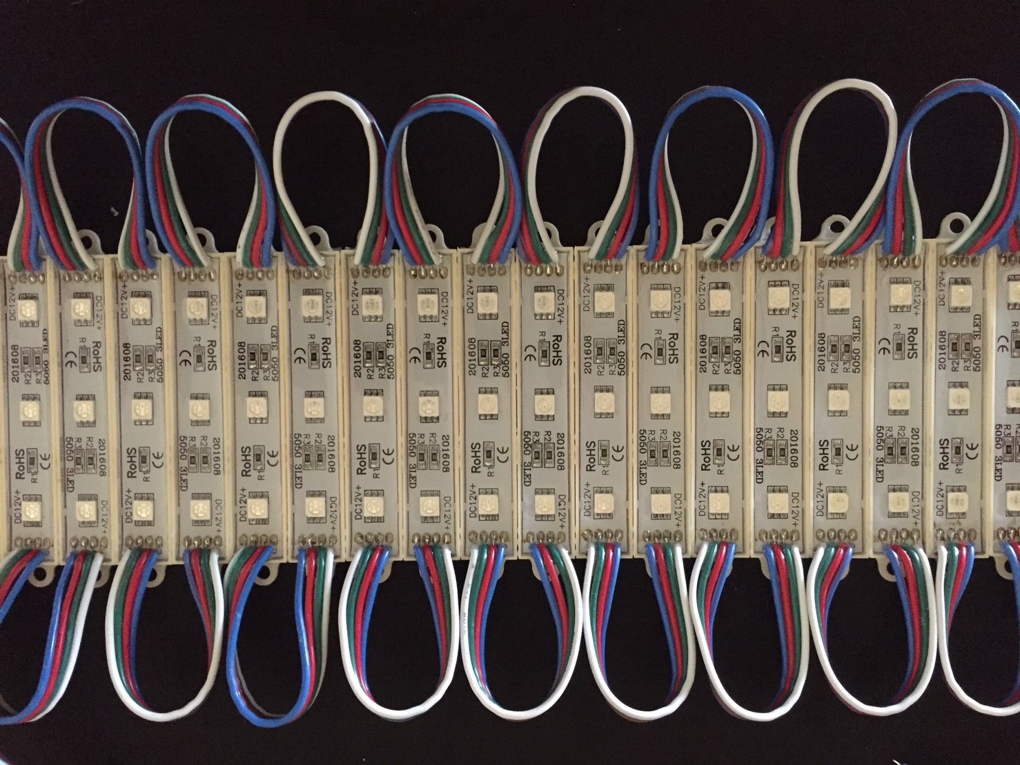 ไฟ LED 3LED 5054 RGB ไฟแบบเปลี่ยนสีได้