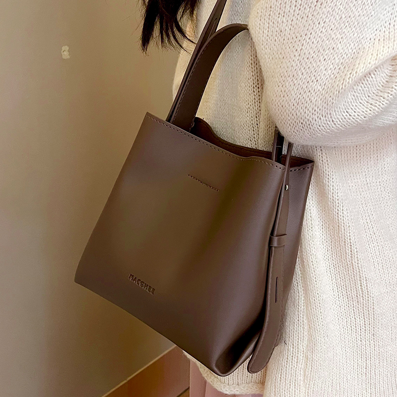 กระเป๋าผู้หญิงสวยๆ กระเป๋าสะพายข้างผู้หญิง กระเป๋าแบรนด์COOL BAG