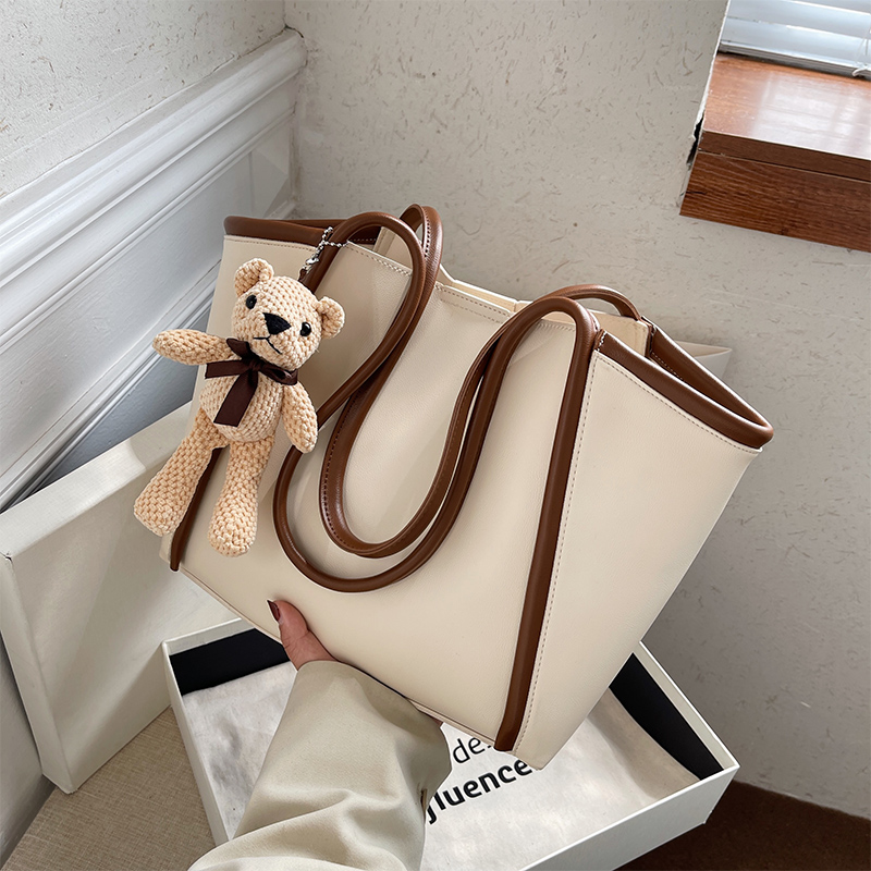 กระเป๋าผู้หญิงสวยๆ กระเป๋าสะพายข้างผู้หญิง กระเป๋าแบรนด์COOL BAG