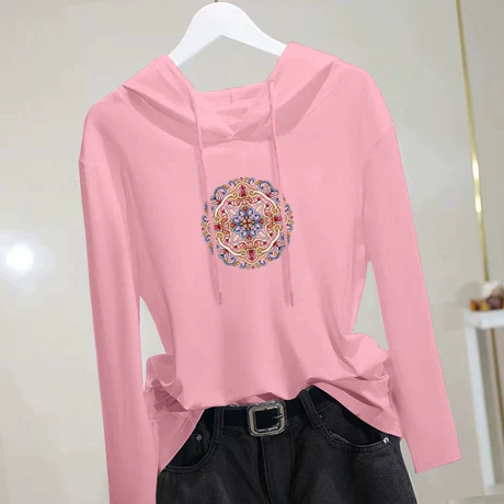 เสื้อยืดแขนยาว มีฮู้ด มีขนาด S M L XL สนใจทักแชท