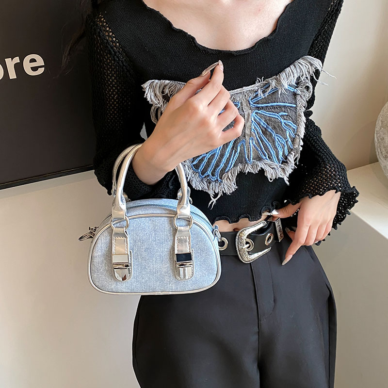 กระเป๋าผู้หญิงสวยๆ กระเป๋าสะพายข้างผู้หญิง กระเป๋าแบรนด์COOL BAG