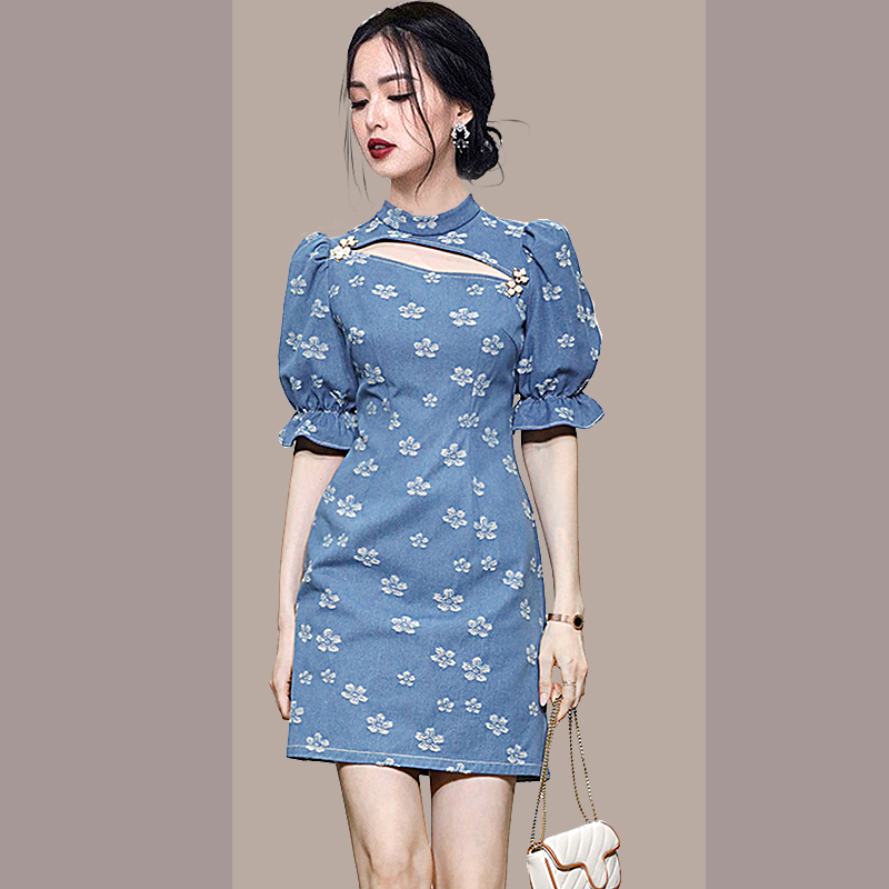ชุดเดรสยาวสวยๆ สไตล์เกาหลี มีขนาด S M L XL สนใจทักแชท