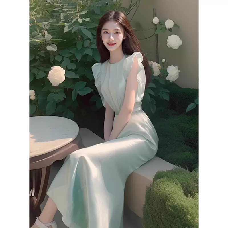 ชุดเดรสยาวสวยๆ สไตล์เกาหลี มีขนาด S M L XL สนใจทักแชท