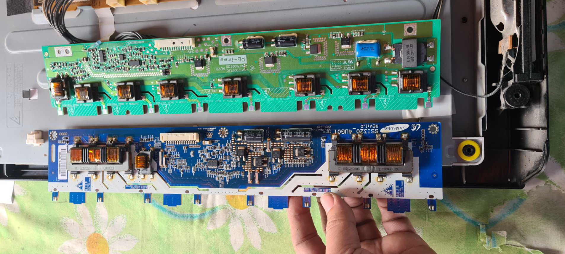 บอร์ดอินเวอร์เตอร์ โซนี่ INVERTER SONY KDL-32CX520 : KLV-32BX300 บอร์ดอินเวอร์เตอร์ ทั้ง 2 รุ่นใส่แทนกันได้