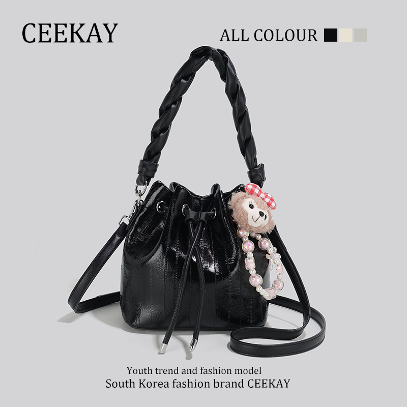 กระเป๋าผู้หญิงสวยๆ กระเป๋าสะพายข้างผู้หญิง กระเป๋าแบรนด์CEEKEY