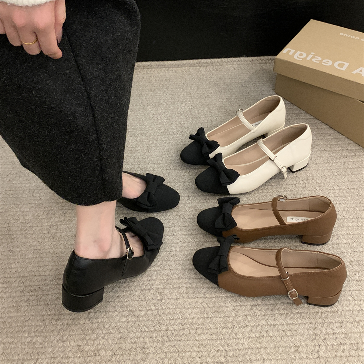 รองเท้าคัทชูผู้หญิงส้นเตี้ย ใส่สบาย มีขนาด35-43