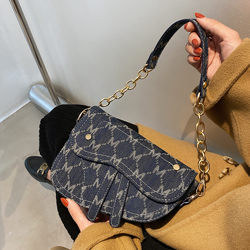 กระเป๋าผู้หญิงสวยๆ กระเป๋าสะพายข้างผู้หญิง กระเป๋าแบรนด์COOL BAG