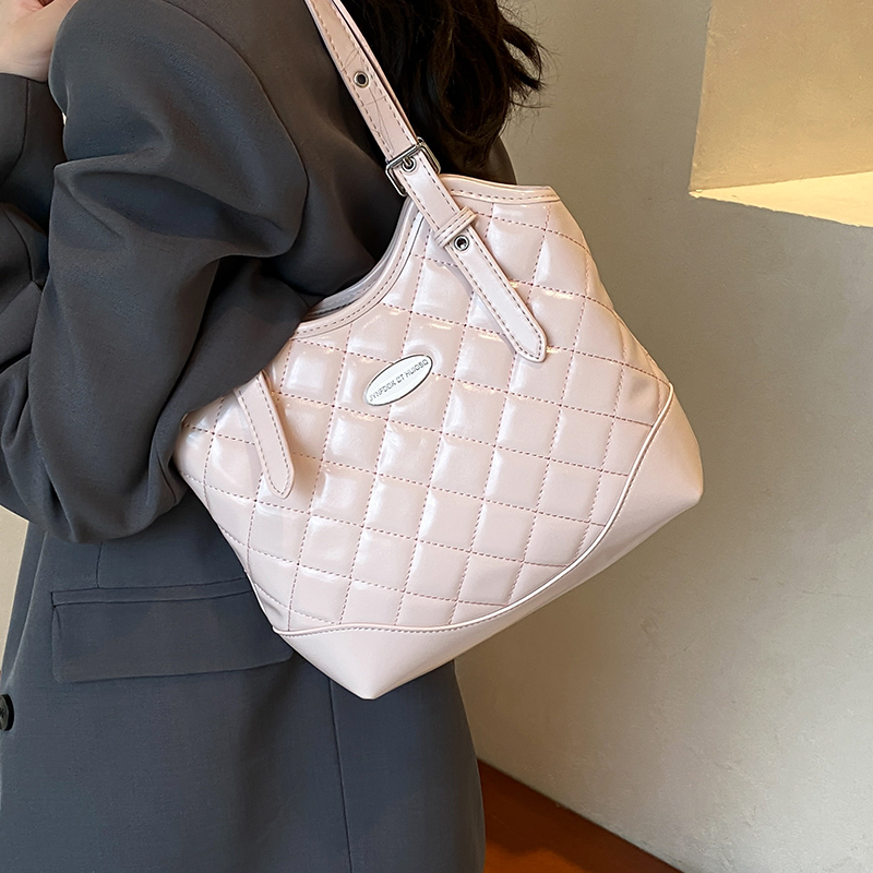 กระเป๋าผู้หญิงสวยๆ กระเป๋าสะพายข้างผู้หญิง กระเป๋าแบรนด์COOL BAG