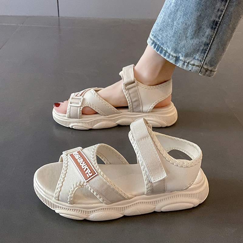 รองเท้าผ้าใบผู้หญิง ใส่สบาย รองเท้าผ้าใบใส่เที่ยวผู้หญิง มีSIZE 35 36 37 38 39 40