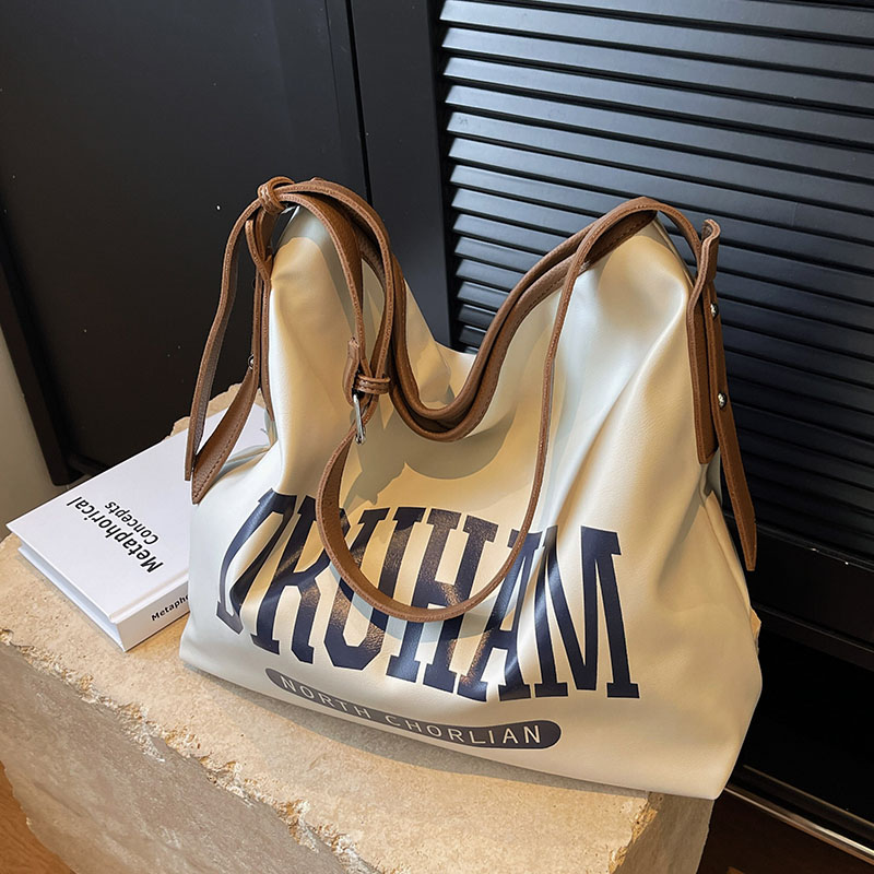 กระเป๋าผู้หญิงสวยๆ กระเป๋าสะพายข้างผู้หญิง กระเป๋าแบรนด์COOL BAG
