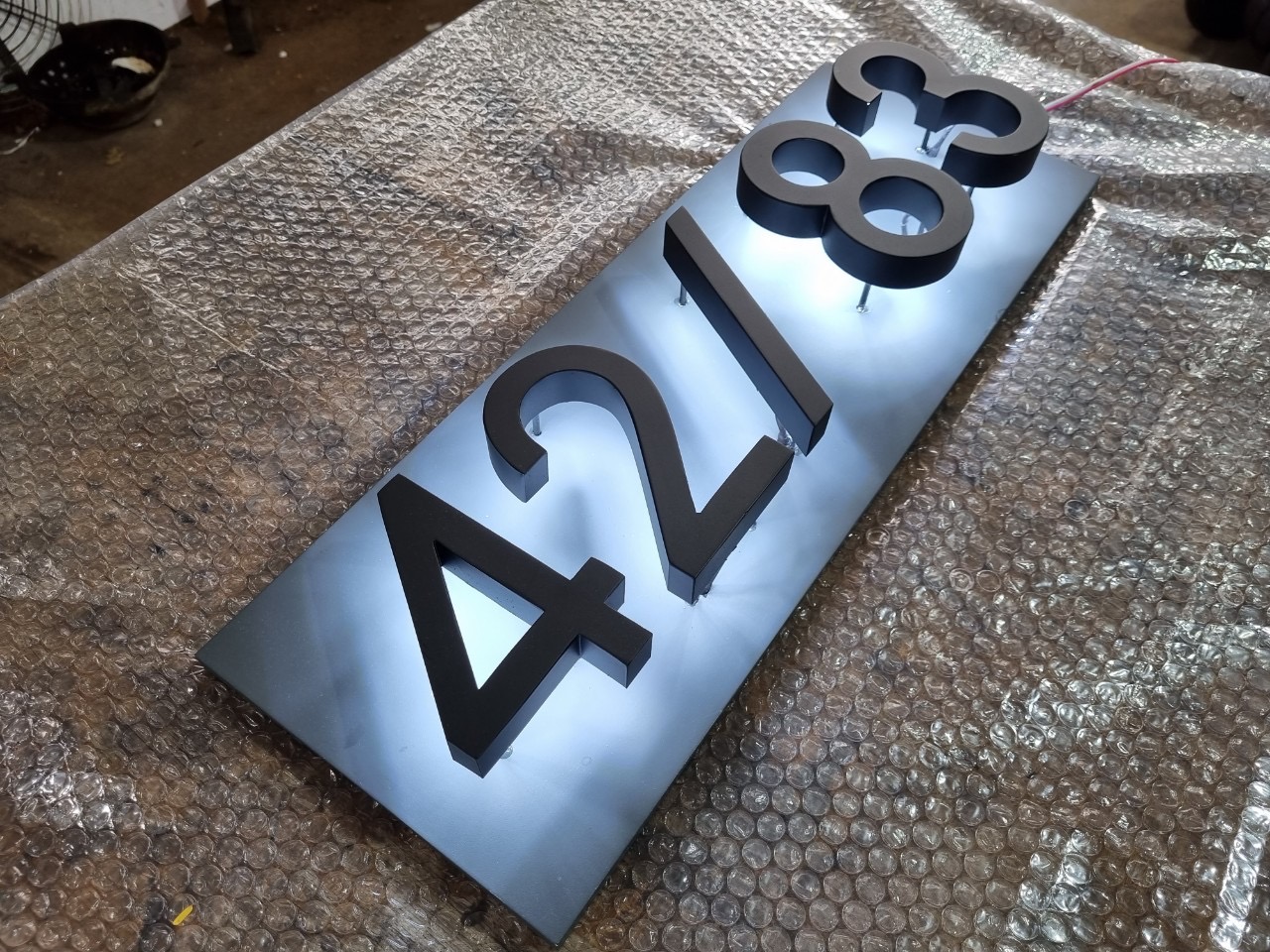 #ป้ายบ้านเลขที่ไฟออกหลัง