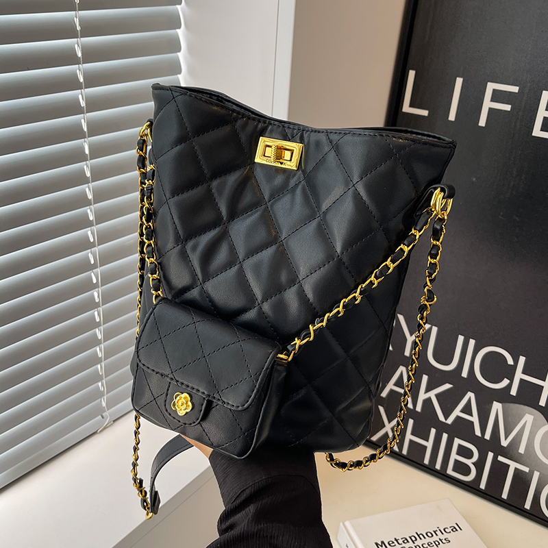 กระเป๋าผู้หญิงสวยๆ กระเป๋าสะพายข้างผู้หญิง กระเป๋าแบรนด์COOL BAG