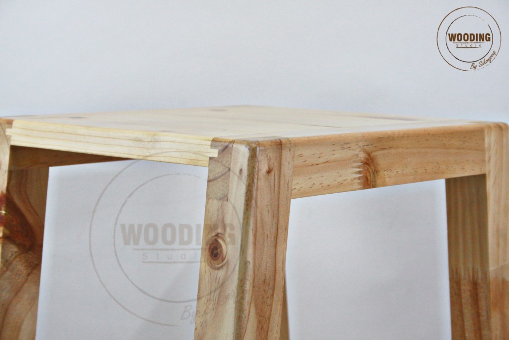 เก้าอี้สตูลสูงทรงAแบบเรียบ