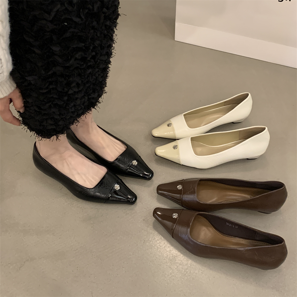 รองเท้าคัทชูผู้หญิงส้นเตี้ย ใส่สบาย มีขนาด35-43