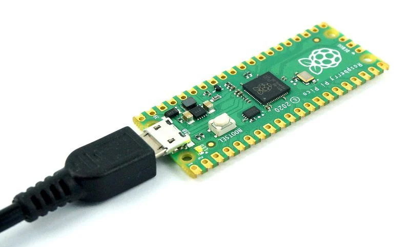 บอร์ดไมโครคอนโทรลเลอร์ Raspberry Pi Pico ยังไม่บัดกรีขา GPIO