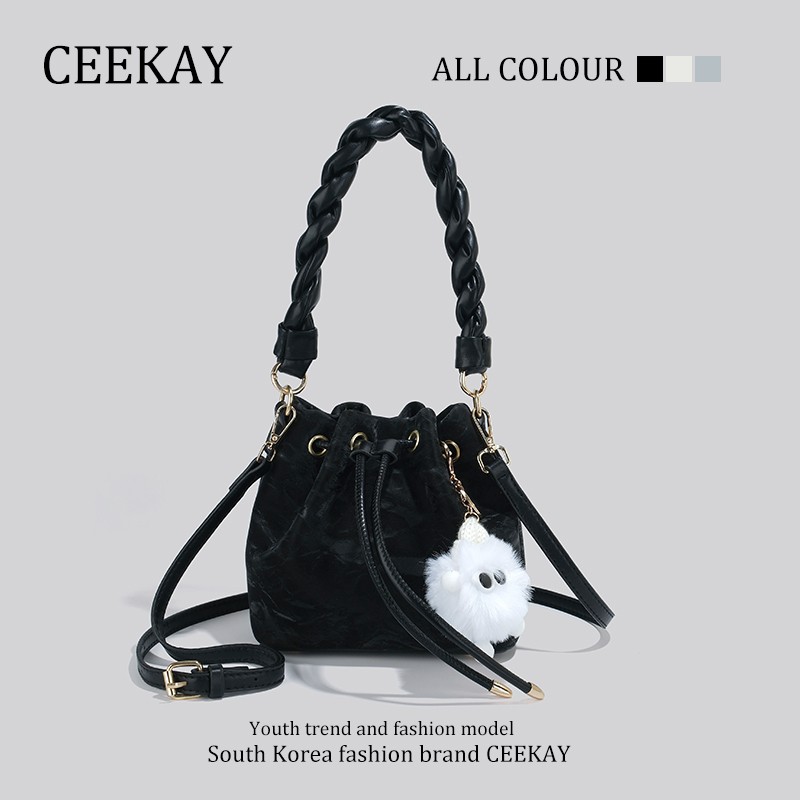 กระเป๋าผู้หญิงสวยๆ กระเป๋าสะพายข้างผู้หญิง กระเป๋าแบรนด์CEEKEY