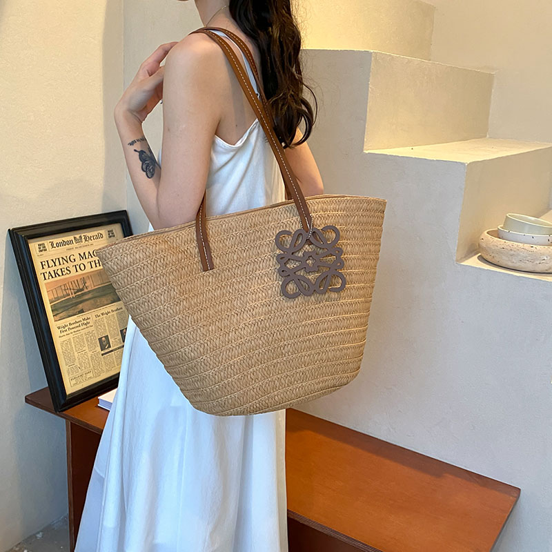 กระเป๋าผู้หญิงสวยๆ กระเป๋าสะพายข้างผู้หญิง กระเป๋าแบรนด์COOL BAG
