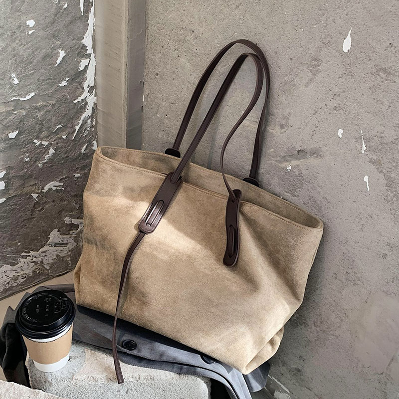 กระเป๋าผู้หญิงสวยๆ กระเป๋าสะพายข้างผู้หญิง กระเป๋าแบรนด์COOL BAG